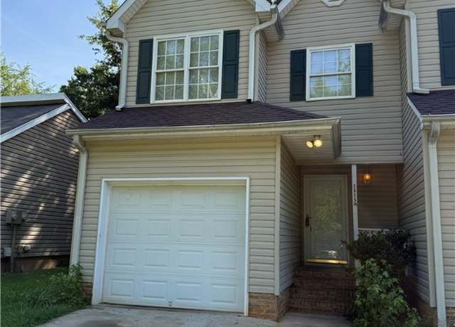 Property at 1515 Marina Rd, Anderson, SC 29625, 3 beds, 2.5 baths