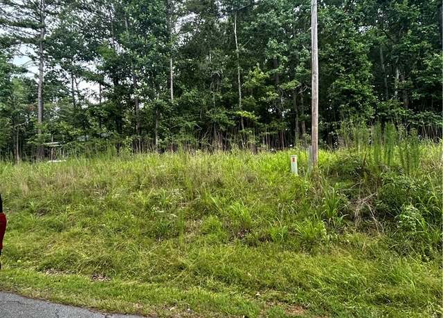 Property at 220 Walnut Dr, Westminster, SC 29693