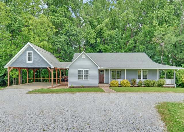 Property at 604 Union Hill Church Rd, Bowersville, GA 30516, 3 beds, 2 baths