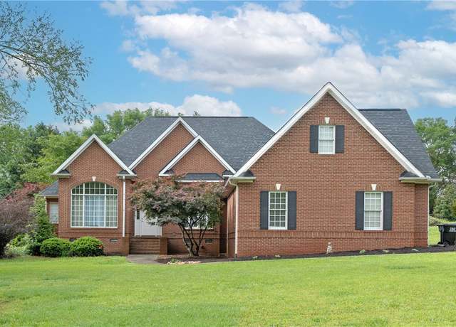 Property at 110 Raspberry Ln, Anderson, SC 29621, 3 beds, 2.5 baths