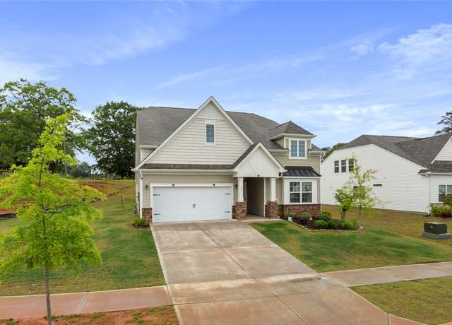 Property at 121 Somerset Ln, Central, SC 29630, 4 beds, 3 baths