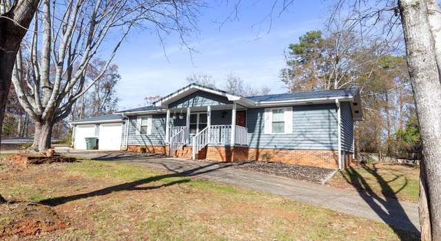 Photo of 301 S Lawrence Ave, Seneca, SC 29678