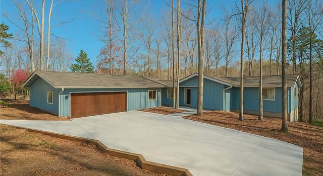 Photo of 24 Mainsail Dr, Salem, SC 29676