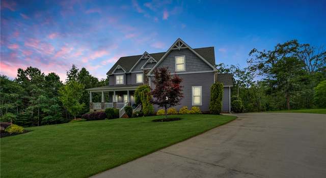 Photo of 224 Silver Ridge Dr, Central, SC 29630