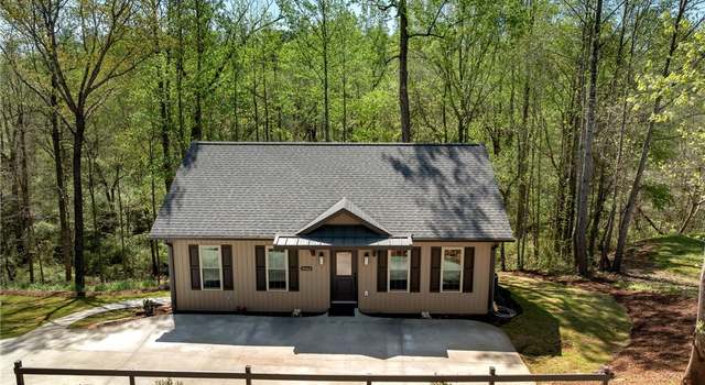 Photo of 3062 Woodale Cir, Seneca, SC 29678
