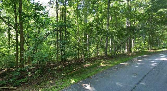 Photo of 152 E Spartan Dr, Westminster, SC 29693