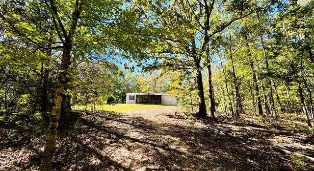 Photo of 3180 Horseshoe Dr, Iva, SC 29655