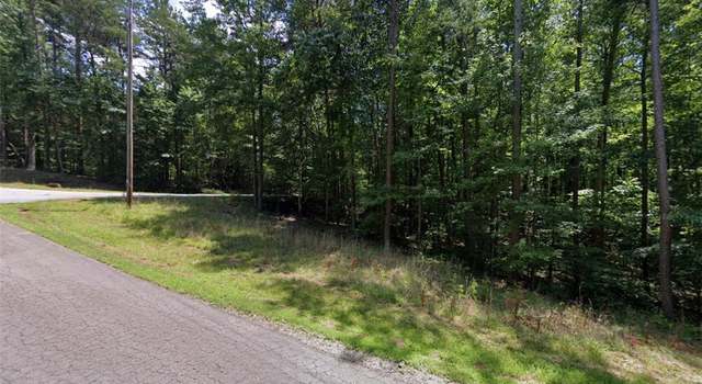 Photo of 135 Nottingham Dr, Westminster, SC 29693