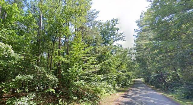 Photo of 411 E Sheffield Dr, Westminster, SC 29693