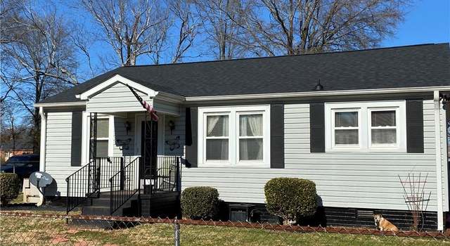 Photo of 106 Riverview Dr, Anderson, SC 29622