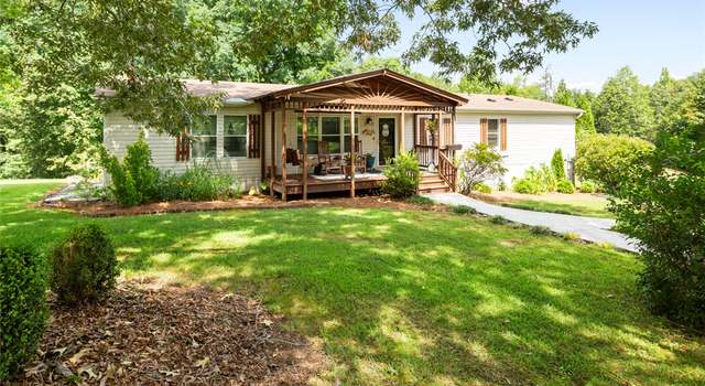 Photo of 909 White Cut Rd, Walhalla, SC 29691