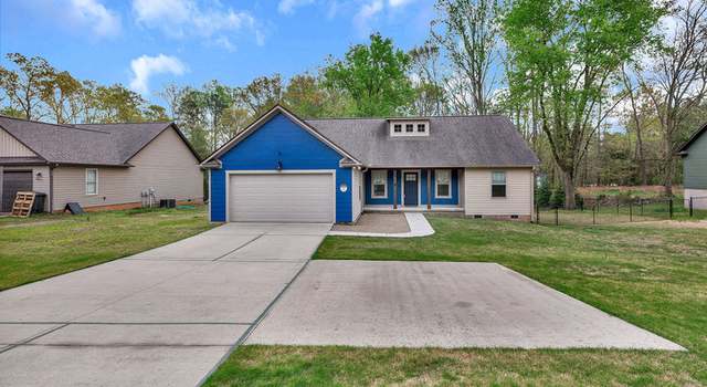 Photo of 834 Conneross Rd, Townville, SC 29689
