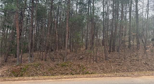Photo of 125 Bottoms Dr, West Union, SC 29696