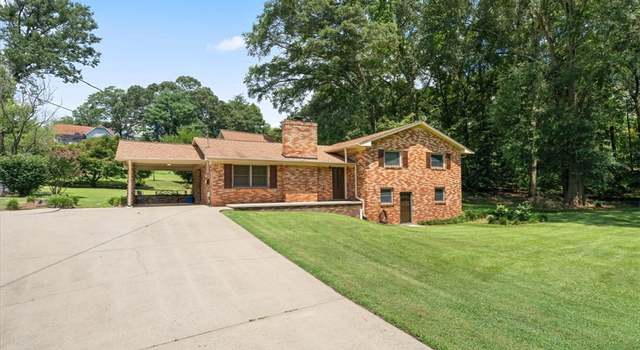 Photo of 408 Lucky St, Westminster, SC 29693
