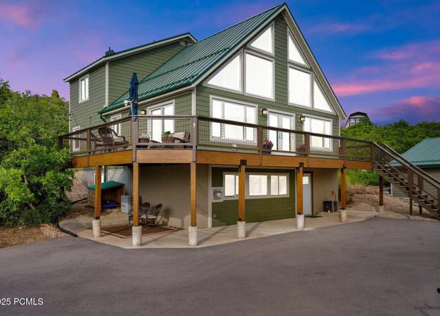 Property at 1719 Clyde Lake Dr, Heber City, UT 84032, 5 beds, 3.5 baths