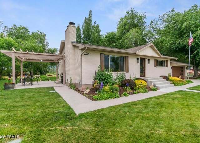 Property at 1520 Casperville Rd, Heber City, UT 84032, 3 beds, 3 baths