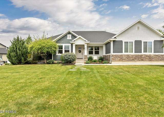 Property at 221 Huckleberry Ln, Heber City, UT 84032, 6 beds, 3.5 baths
