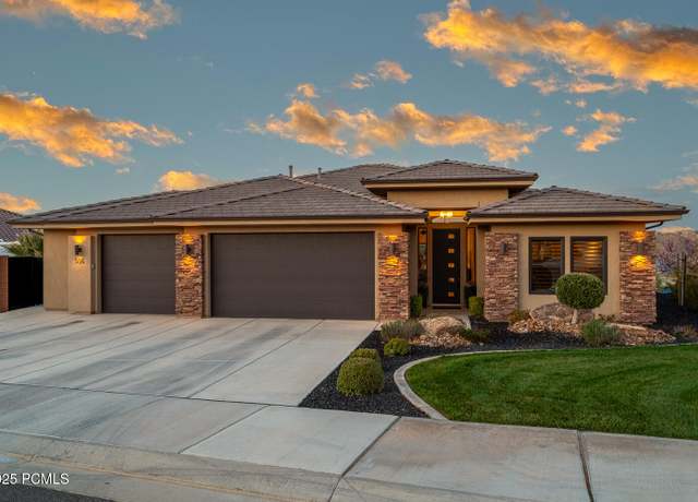 Property at 556 S Albano Way, Saint George, UT 84770, 4 beds, 2 baths