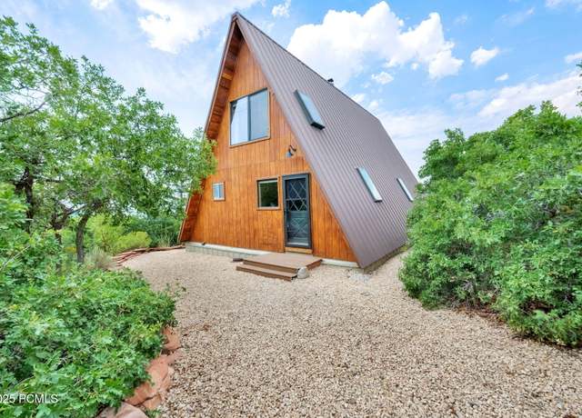 Property at 9881 E Clubhouse Rd, Heber City, UT 84032, 1 bed, 1.5 baths