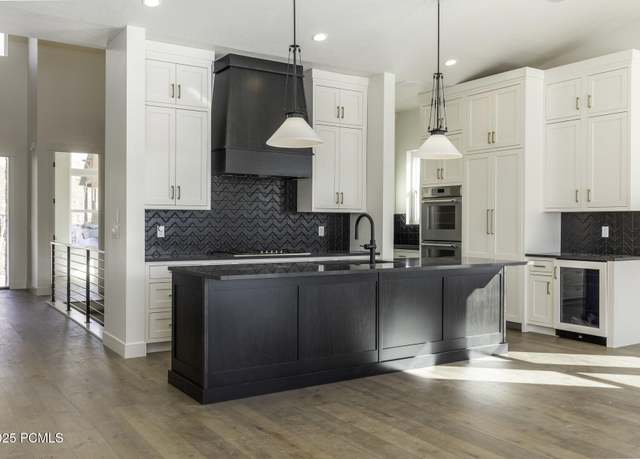Property at 496 E Kayak Dr, Hideout, UT 84036, 4 beds, 4.5 baths