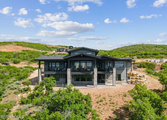 Property at 2280 E Outlaw Rd, Hideout, UT 84036, 5 beds, 4.5 baths