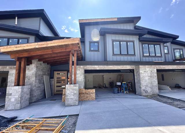 Property at 1916 W Mochila Cir, Heber City, UT 84032, 4 beds, 4.5 baths