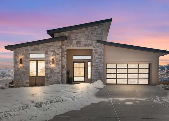 Property at 11346 N Regal Ridge Ct, Heber City, UT 84032, 5 beds, 4.5 baths