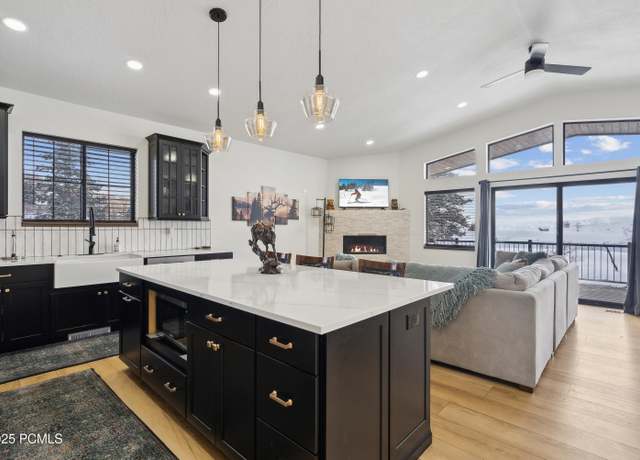 Property at 1430 W Arapaho Dr, Coalville, UT 84017, 3 beds, 2.5 baths