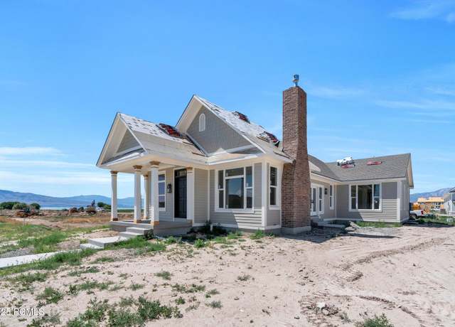 Property at 5 Stillwater St, Vineyard, UT 84059, 2 beds, 2.5 baths