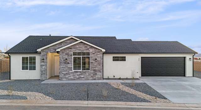 Photo of 1209 W Kokopelli St, Hildale, UT 84784