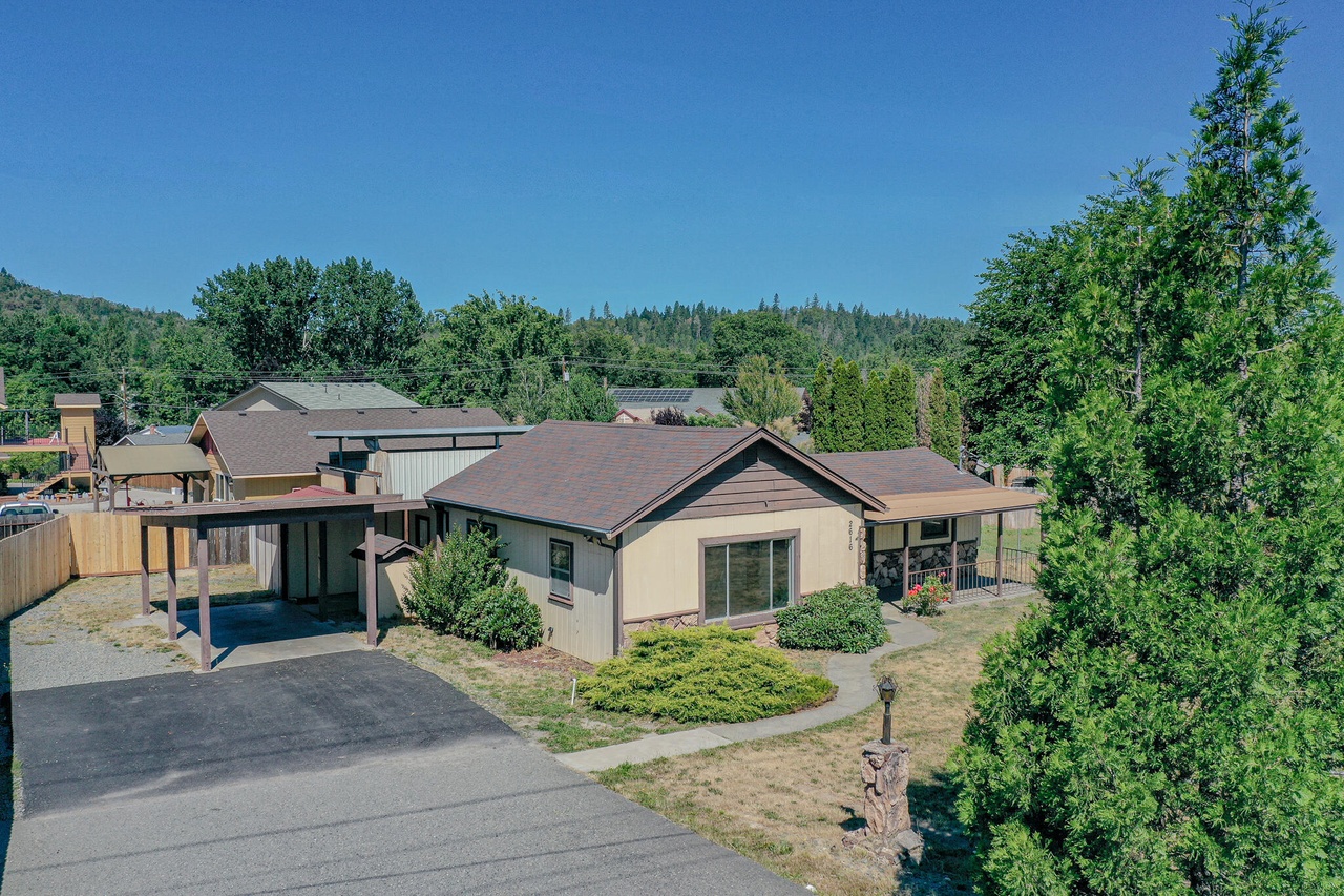 2616 Williams Hwy, Grants Pass, OR 97527 MLS 220149805 Redfin
