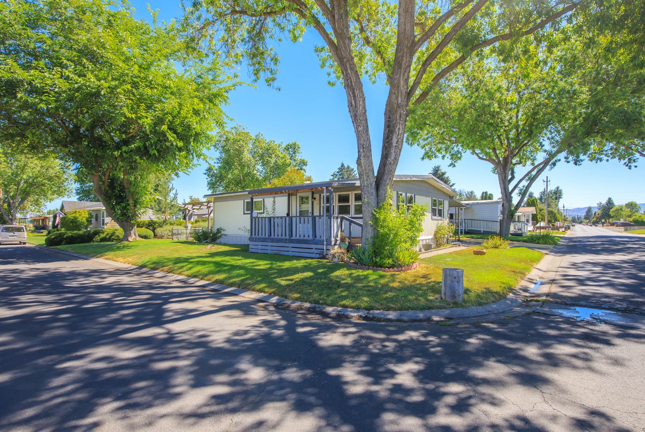 2600 Stearns Way Spc 5A, Medford, OR 97501