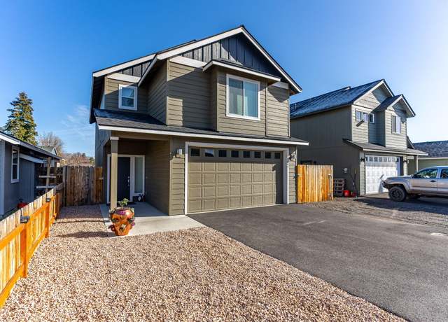 Property at 845 SE 5th St, Prineville, OR 97754, 4 beds, 2.5 baths