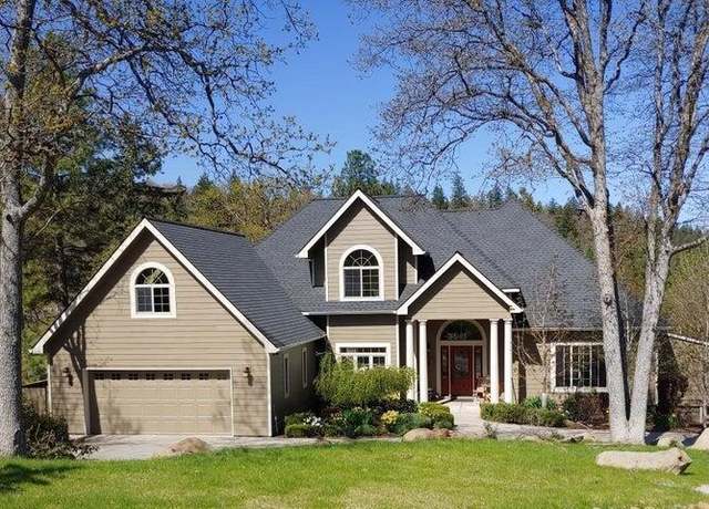 Property at 6754 Willet Way, Klamath Falls, OR 97601, 4 beds, 2.5 baths