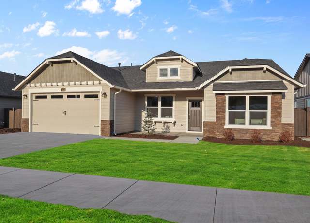 Property at 3024 Sky Lakes Dr #41, Medford, OR 97504, 4 beds, 2 baths
