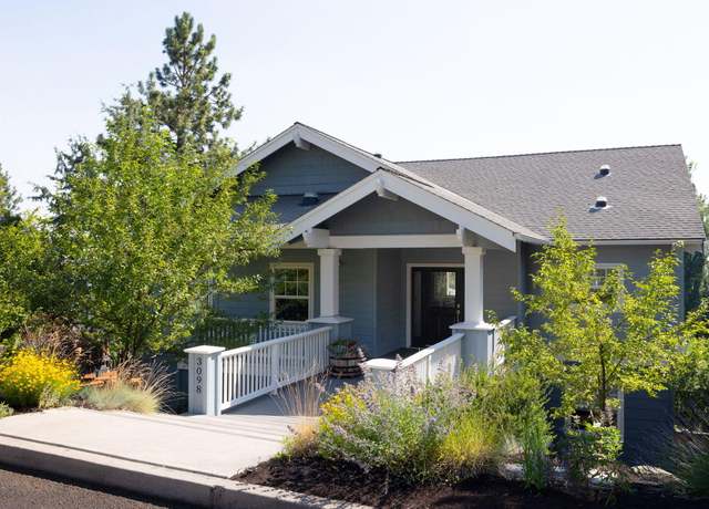 Property at 3098 NW Colonial Dr, Bend, OR 97703, 4 beds, 3 baths