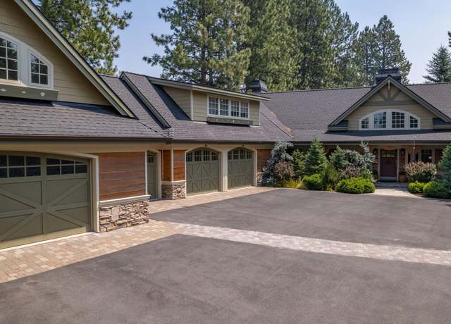 Property at 60376 Silver Cloud Ct Ct, Bend, OR 97702, 3 beds, 2.5 baths