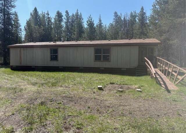 Property at 15993 Woodland Dr, La Pine, OR 97739, 3 beds, 2 baths