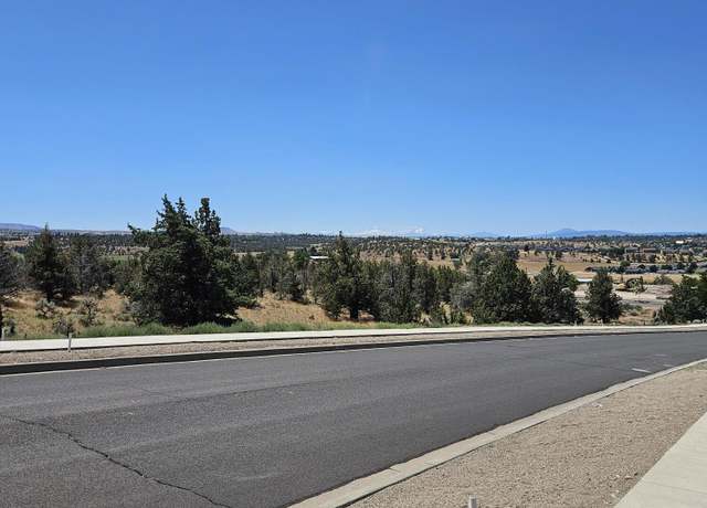Property at 1092 SE Bluegrass Ln #9400, Madras, OR 97741
