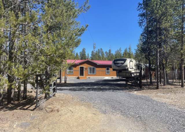 Property at 11860 Chinquapin Dr, Crescent Lake, OR 97733, 3 beds, 2 baths