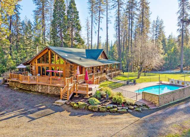 Property at 16547 Meadows Rd, White City, OR 97503, 3 beds, 2 baths