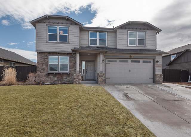 Property at 4464 SW Salmon Pl, Redmond, OR 97756, 4 beds, 2.5 baths