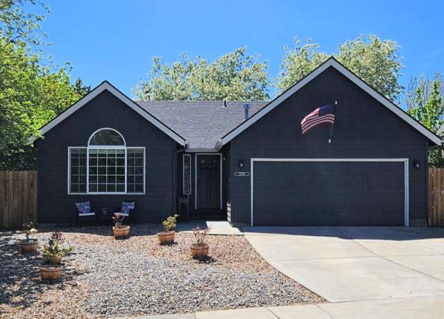 Property at 21291 Keyte Rd, Bend, OR 97701, 3 beds, 2 baths