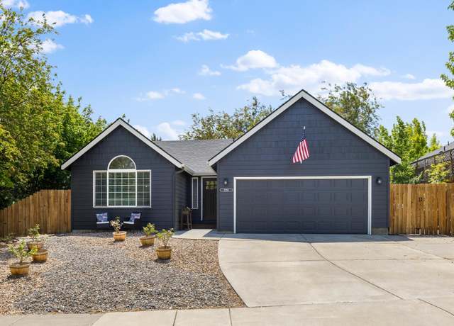 Property at 21291 Keyte Rd, Bend, OR 97701, 3 beds, 2 baths