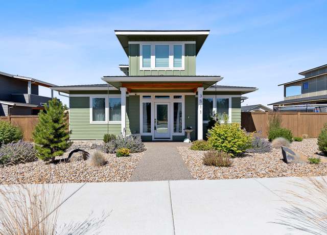 Property at 3511 SW 43rd St, Redmond, OR 97756, 3 beds, 2.5 baths