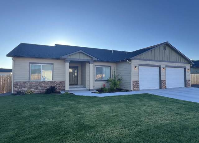 Property at 3732 La Habra Way, Klamath Falls, OR 97603, 3 beds, 2 baths