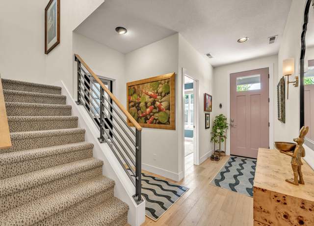 Property at 63127 NW Vista Meadow Ln, Bend, OR 97703, 4 beds, 2.5 baths