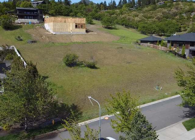 Property at 4101 Piedmont Ter, Medford, OR 97504