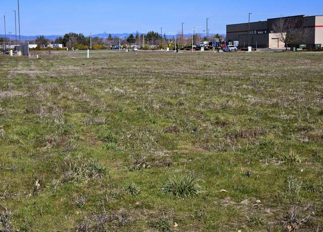 Property at 460 Federal Way, Central Point, OR 97502