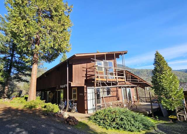 Property at 105 Scott Dr, Grants Pass, OR 97527, 2 beds, 1 bath